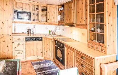 кухня, 3 Bedroom Cozy Home In Levanger in Леванжер кухня, 3 Bedroom Cozy Home In Levanger in Леванжер