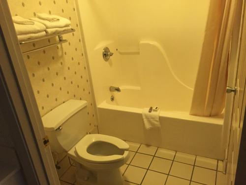 This photo about Deerfield Inn shared on HyHotel.com