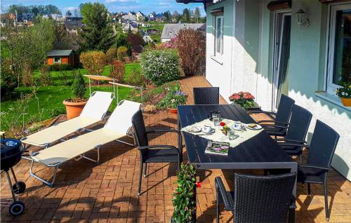 Exterior view, Beautiful home in Brnlos with 2 Bedrooms and WiFi in Stollberg/Erzgeb. Exterior view, Beautiful home in Brnlos with 2 Bedrooms and WiFi in Stollberg/Erzgeb.