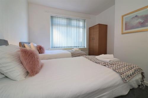 Signature - Anderson View in Motherwell Signature - Anderson View in Motherwell