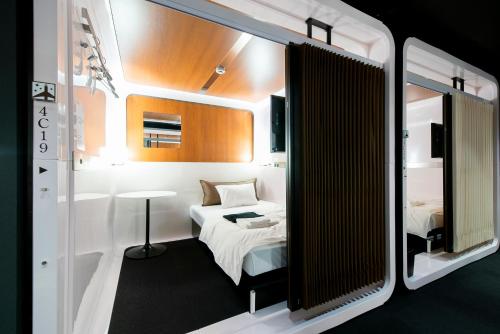 퍼스트 캐빈 이치가야 (FIRST CABIN Ichigaya) near 야수쿠니 신사 퍼스트 캐빈 이치가야 (FIRST CABIN Ichigaya) near 야수쿠니 신사