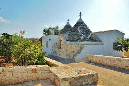 Trullo cuore in Villaggio del Fanciullo Trullo cuore in Villaggio del Fanciullo