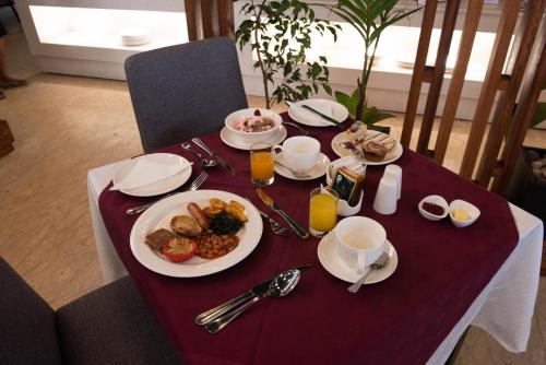 Food and beverages, Sentrim Boulevard Hotel in Nairobi Food and beverages, Sentrim Boulevard Hotel in Nairobi