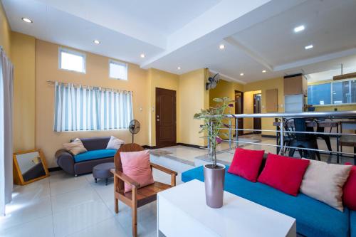 Facilities, Casa Heradurra Uno/Dos in San Juan Facilities, Casa Heradurra Uno/Dos in San Juan