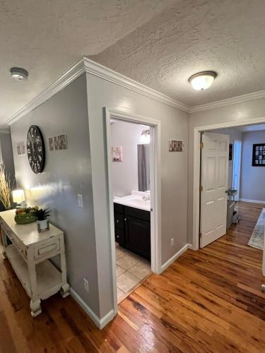 Kid-Friendly Townhouse Near Lake & Sports Complex in Guntersville (AL) Kid-Friendly Townhouse Near Lake & Sports Complex in Guntersville (AL)