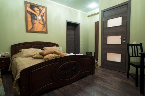 This photo about Mesto Vstrechi shared on HyHotel.com