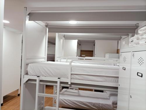 ALBERGUE VALIN LAMA in Palas de Rey ALBERGUE VALIN LAMA in Palas de Rey