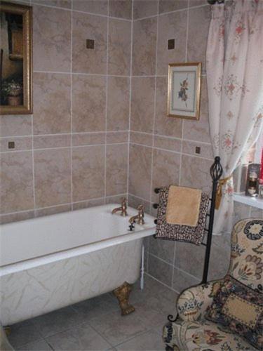 Bathroom, Killyliss Country House in Monaghan Bathroom, Killyliss Country House in Monaghan
