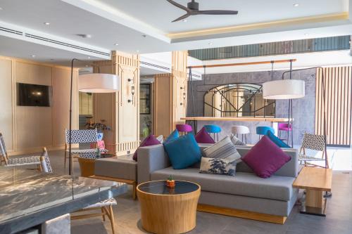 Lobby, GLOW Mira Karon Beach in Karon Lobby, GLOW Mira Karon Beach in Karon