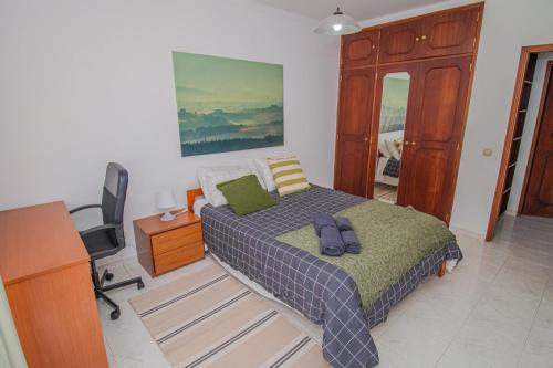 Charming Private Rooms in an Apartment A1 Penha - Faro in Faro Charming Private Rooms in an Apartment A1 Penha - Faro in Faro