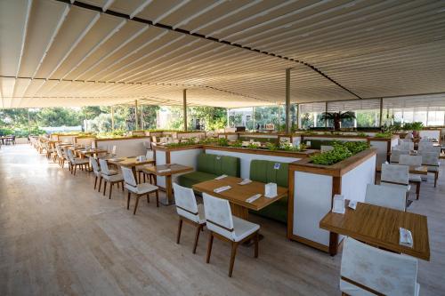 Restaurant, Bodrum Park Resort in Yaliciflik Restaurant, Bodrum Park Resort in Yaliciflik