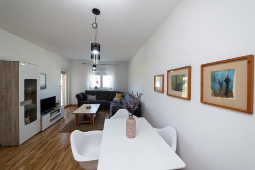 Exterior view, Pinnacle MNE in Zabljak Exterior view, Pinnacle MNE in Zabljak