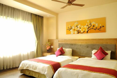 Country Roads Resort in Hawrah Country Roads Resort in Hawrah