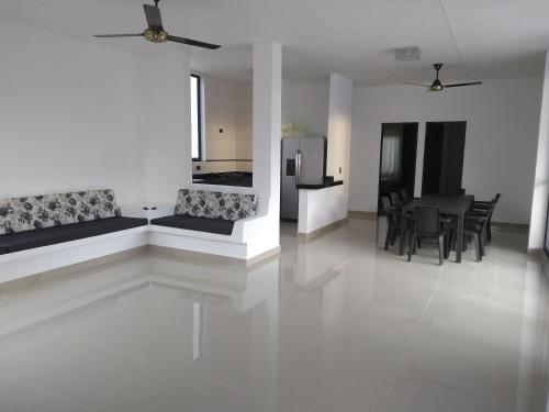 VILLA SAMARI 2 Casa campestre con piscina privada in Girardot VILLA SAMARI 2 Casa campestre con piscina privada in Girardot