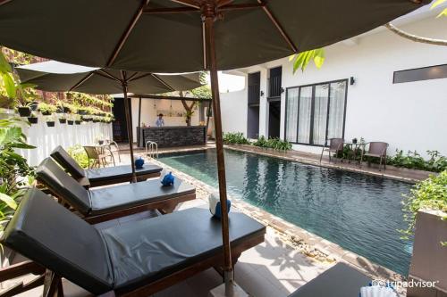 Swimming pool, Siem Reap Tevi Residence in Sala Kamreuk Swimming pool, Siem Reap Tevi Residence in Sala Kamreuk