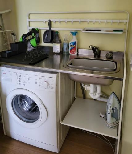 Self contained guest suite in Livingston South Self contained guest suite in Livingston South