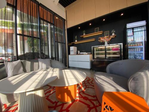 Lobby, OTEL Hotel Suite in Sibu Lobby, OTEL Hotel Suite in Sibu