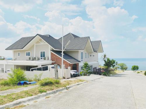 Exterior view, 4 Bedroom Beachfront House with Private Pool in Batangas in Nasugbu Exterior view, 4 Bedroom Beachfront House with Private Pool in Batangas in Nasugbu