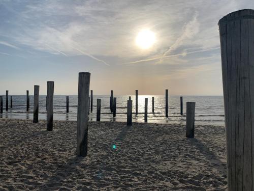 Vogelvrij, vakantie woning met landelijk uitzicht en geheel omheinde tuin in Burgerbrug Vogelvrij, vakantie woning met landelijk uitzicht en geheel omheinde tuin in Burgerbrug