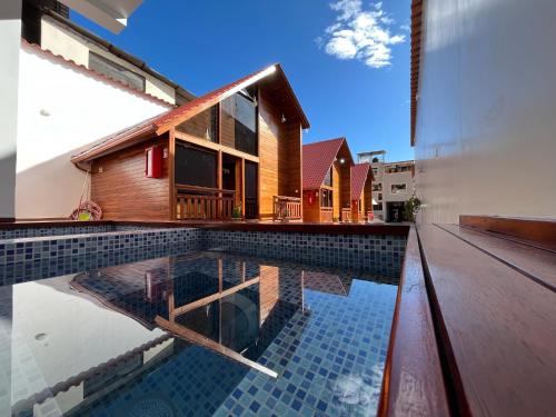 Басейн, Mi Margarita Chalets in Алаусi Басейн, Mi Margarita Chalets in Алаусi