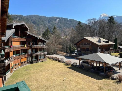 Studio 2 etoiles lumineux a 600m du centre de Morzine avec tennis privatif et navette gratuite - FR- in Pied de la Plagne Studio 2 etoiles lumineux a 600m du centre de Morzine avec tennis privatif et navette gratuite - FR- in Pied de la Plagne
