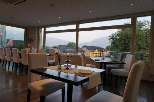 Φαγητό και ποτό, Hotel Weinstube in Νεντελν Φαγητό και ποτό, Hotel Weinstube in Νεντελν