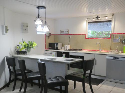 Cocina, Serenity in Gros-Morne Cocina, Serenity in Gros-Morne