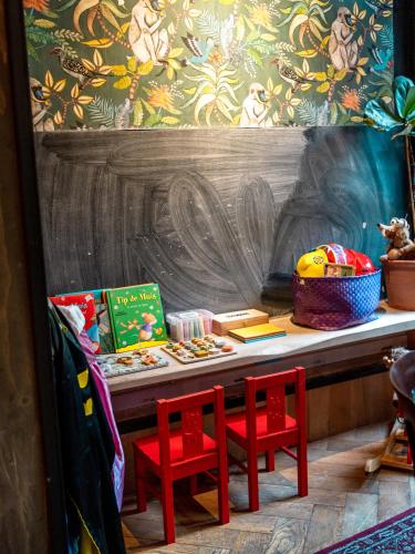 Parque infantil, Wolf Hotel Kitchen & Bar in Alkmaar Parque infantil, Wolf Hotel Kitchen & Bar in Alkmaar