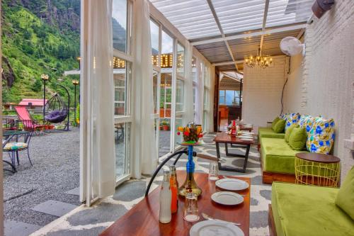 مطعم, PARADISE-The White House Cafe in Palchan مطعم, PARADISE-The White House Cafe in Palchan