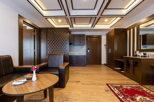 편의 시설/서비스, Mourya Hotel Spa & Casino in 싯다르타나가르 편의 시설/서비스, Mourya Hotel Spa & Casino in 싯다르타나가르