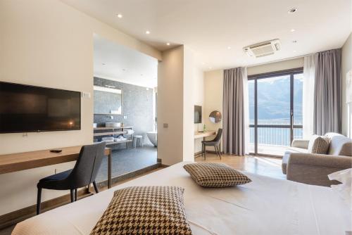Hotel Splendid Palace in Limone sul Garda Hotel Splendid Palace in Limone sul Garda