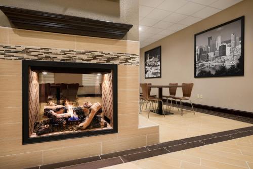 Lobby, Super 8 by Wyndham Hershey Chocolate Avenue in Hershey (PA) Lobby, Super 8 by Wyndham Hershey Chocolate Avenue in Hershey (PA)
