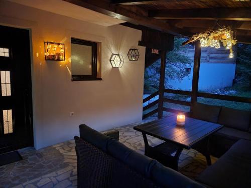 شرفة/ تراس, Botanica Zlatibor in Karaula شرفة/ تراس, Botanica Zlatibor in Karaula
