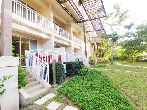 Miranda AG05 at Pico de Loro Beach and Country Club by SEE Condominiums near Sunset Beach Miranda AG05 at Pico de Loro Beach and Country Club by SEE Condominiums near Sunset Beach