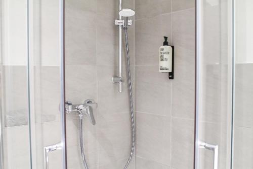 Baño, Modern Apartment in Koblenz Baño, Modern Apartment in Koblenz
