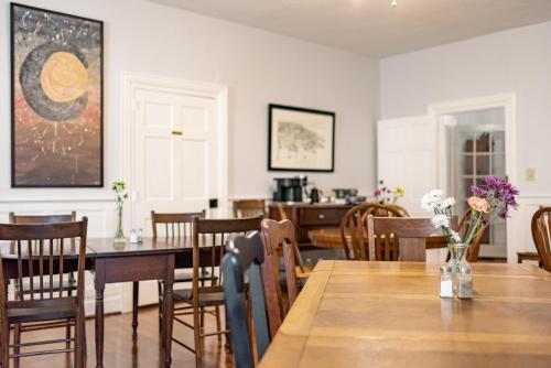طعام و مشروبات, Meadows Inn in نيوبرن طعام و مشروبات, Meadows Inn in نيوبرن