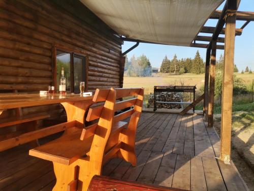 Erkély/terasz, Căsuța de munte (Casuta de munte) in Marisel Erkély/terasz, Căsuța de munte (Casuta de munte) in Marisel