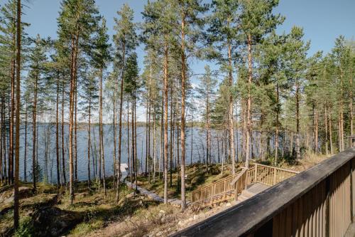 Balcony/terrace, Ylellinen mokki Saimaan saaristossa in Lintusalo Balcony/terrace, Ylellinen mokki Saimaan saaristossa in Lintusalo