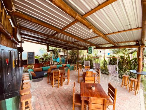 Pub/Lounge, The Mudhouse Hostel Mompiche in Mompiche Pub/Lounge, The Mudhouse Hostel Mompiche in Mompiche