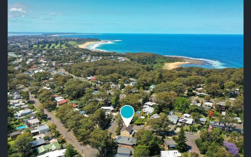 Exterior view, Central Coast - Luxurious Beach House 400m to Beach in Bateau Bay Exterior view, Central Coast - Luxurious Beach House 400m to Beach in Bateau Bay