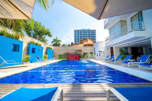 Swimming pool, Hotel Santorini Resort in Santa Marta Swimming pool, Hotel Santorini Resort in Santa Marta