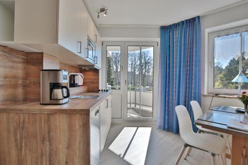 Κουζίνα, Residenz Ostseestrand Appartement 4 in Σάρμποϊτζ Κουζίνα, Residenz Ostseestrand Appartement 4 in Σάρμποϊτζ
