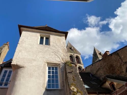 Studio 2 pers ou Appartement 4-7 pers Quartier Cathédrale (Studio 2 pers ou Appartement 4-7 pers Quartier Cathedrale) in Autun Studio 2 pers ou Appartement 4-7 pers Quartier Cathédrale (Studio 2 pers ou Appartement 4-7 pers Quartier Cathedrale) in Autun