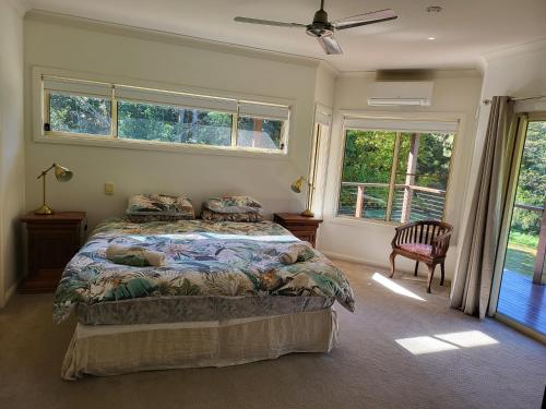 Pidgeonberry Retreat - Peaceful Escape 21 Acres with Cascading Creek in Crystal Creek Pidgeonberry Retreat - Peaceful Escape 21 Acres with Cascading Creek in Crystal Creek