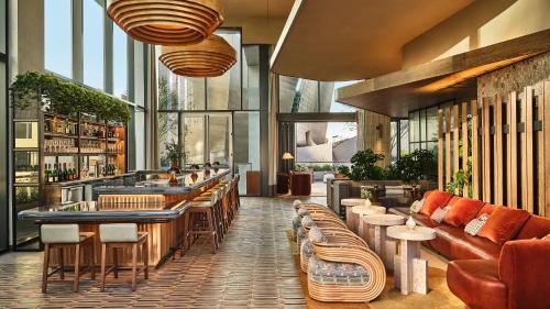 ห้องอาหาร, คอนราด ลอสแอนเจลิส โฮเทล (Conrad Los Angeles) near โบสถ์เทพเจ้าหญิง ห้องอาหาร, คอนราด ลอสแอนเจลิส โฮเทล (Conrad Los Angeles) near โบสถ์เทพเจ้าหญิง
