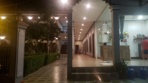 ママ ルース サンセット ゲストハウス (Mama Leurth Sunset Guesthouse) in ミャンコン ママ ルース サンセット ゲストハウス (Mama Leurth Sunset Guesthouse) in ミャンコン