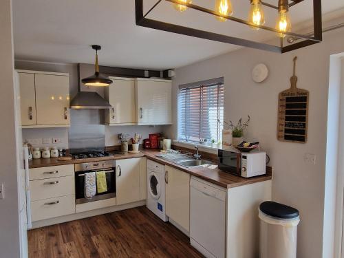 Norwich, Lavender House, 3 Bedroom House, Private Parking and Garden in Cringleford Norwich, Lavender House, 3 Bedroom House, Private Parking and Garden in Cringleford