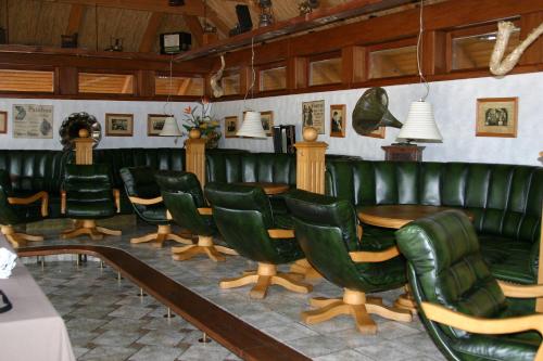 Svečana sala, Aparjods in Sigulda Svečana sala, Aparjods in Sigulda