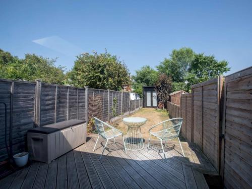Зручності, Pass the Keys Character 3 Bed Cottage in Farnham, Free Parking in Фарнхем Зручності, Pass the Keys Character 3 Bed Cottage in Farnham, Free Parking in Фарнхем