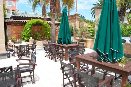 Garden, Laganas Beach Hotel in Zakynthos Island Garden, Laganas Beach Hotel in Zakynthos Island